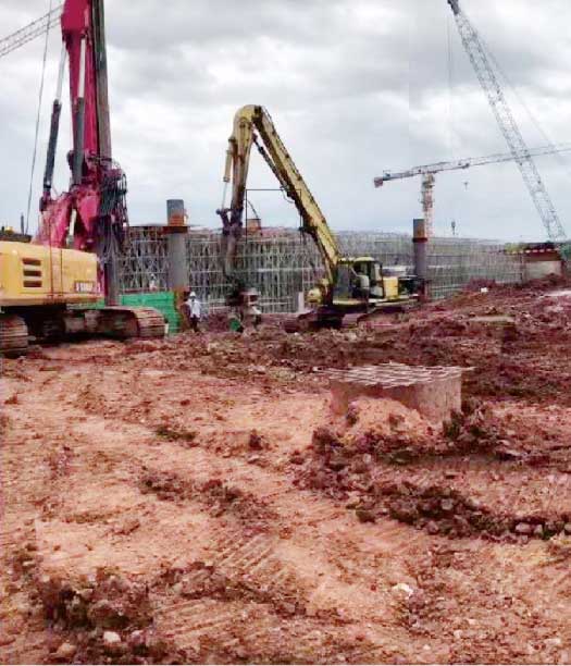 國家重點工程贛州高鐵西站施工現(xiàn)場