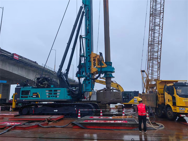 山河SWDM550H2 超大型多功能旋挖鉆機